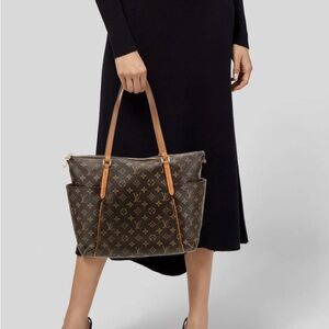 Louis Vuitton Classic Brown Monogram Tote